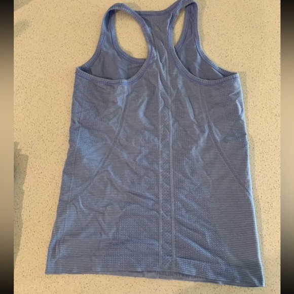 Lululemon Size 4 Swiftly Tech Racer Tank - Picture 2 of 2